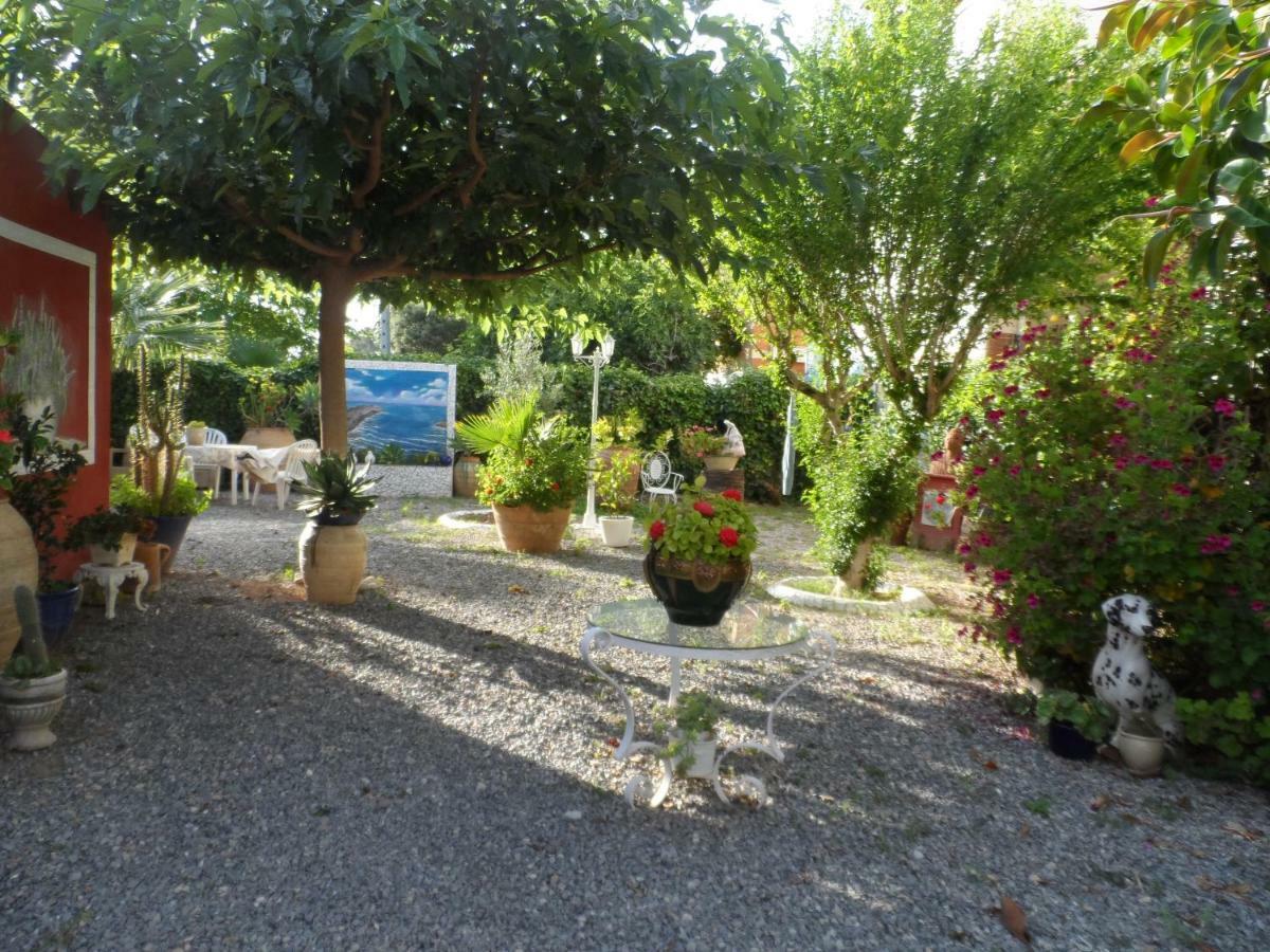 Casa Con Jardin Frente Playa De Burrianaヴィラ エクステリア 写真